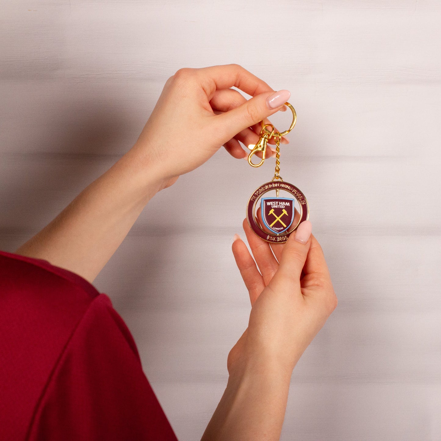 West Ham Spinning "I'm Forever Blowing Bubbles" Keyring