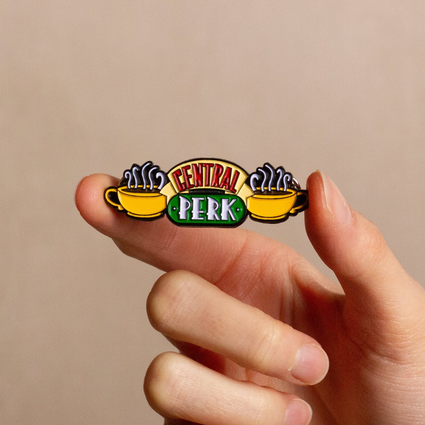 Friends the TV Series Central Perk Pin Badge - Silver