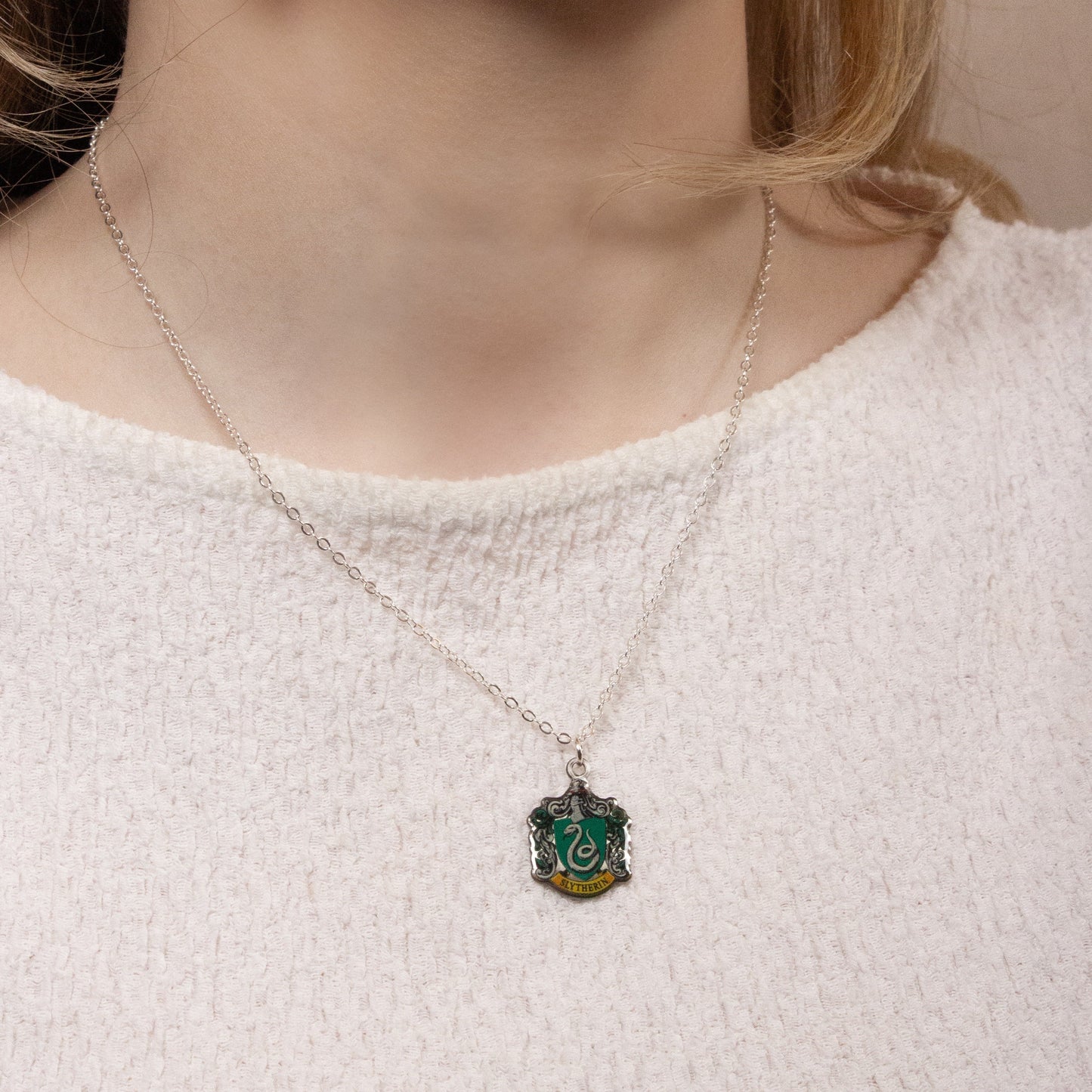 Harry Potter Slytherin Crest Necklace - Green