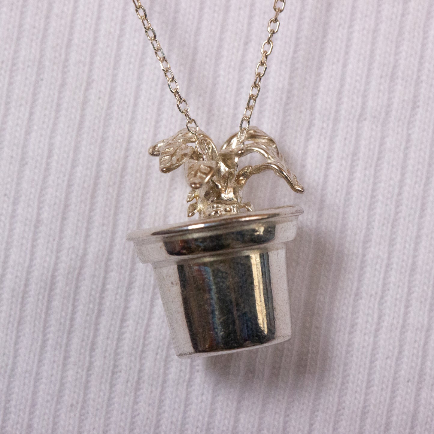 Harry Potter Sterling Silver Mandrake Charm Necklace - Silver