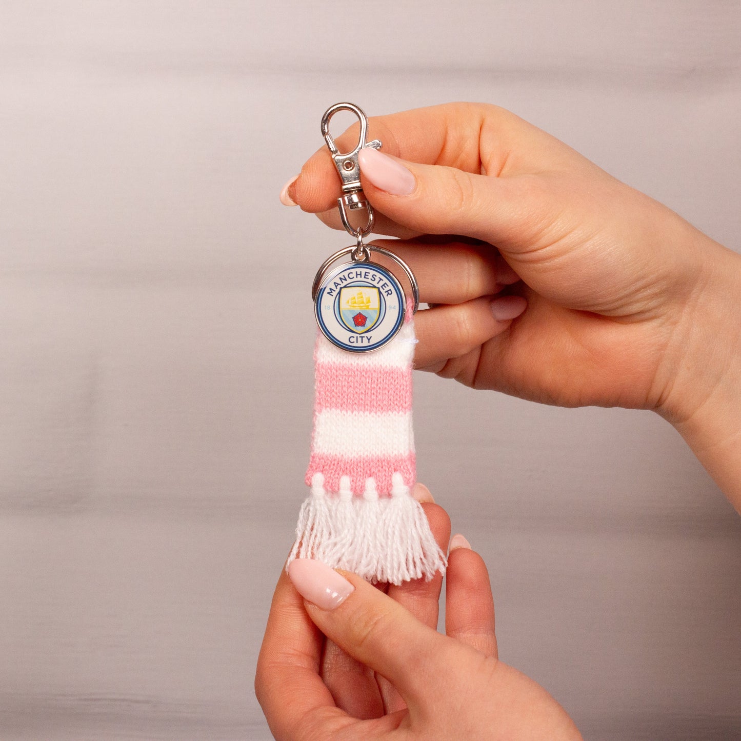 Manchester City Football Club Pink Scarf and Logo Charm Backpack Hanger